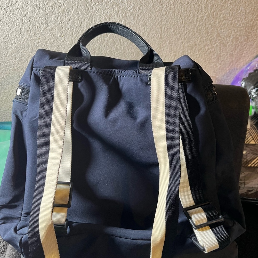 Kate Spade New York "That's The Spirit" convertible backpack in navy blue nylon - Picture 3 of 14